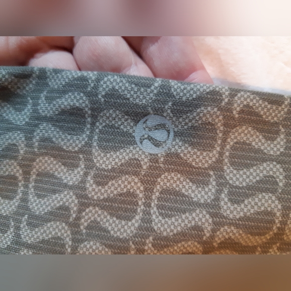 Lulu🍋 size6Bermuda shorts, excellent condition - Picture 7 of 9